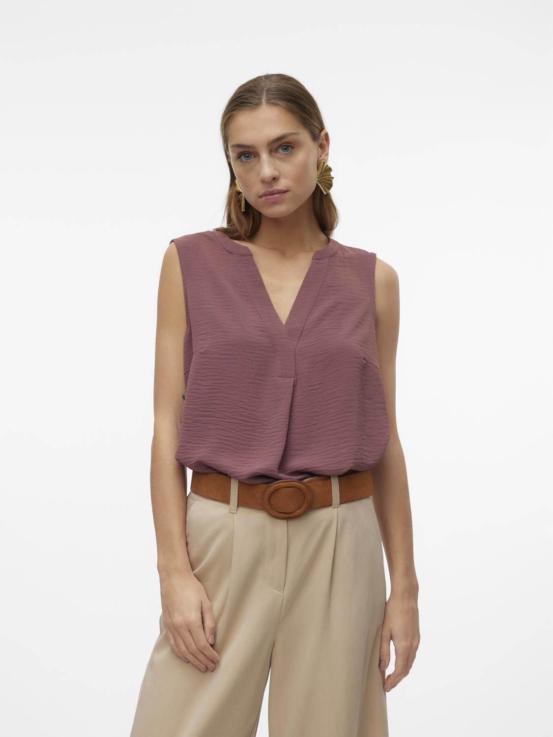 VMELVA T-Shirts & Tops - Rose Brown