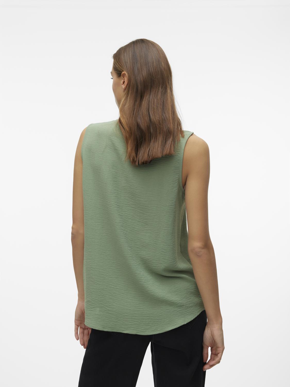 VMELVA T-Shirts & Tops - Hedge Green